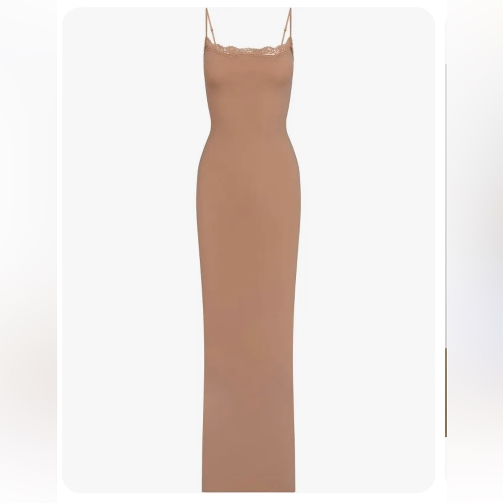 Skims fits everybody lace dress sienna